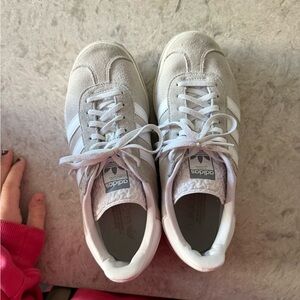 Adidas Gazelle Sneakers